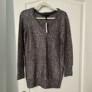 NWT White House black market Gray Knit sequin  Sweater small
